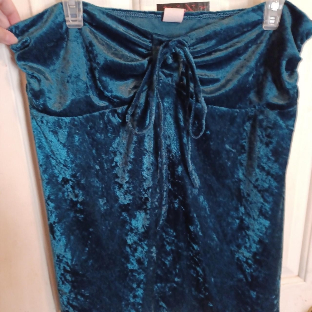 Dori USA Velvet Tube Top